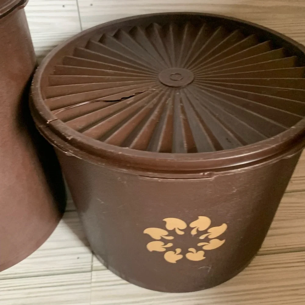 Tupperware five piece